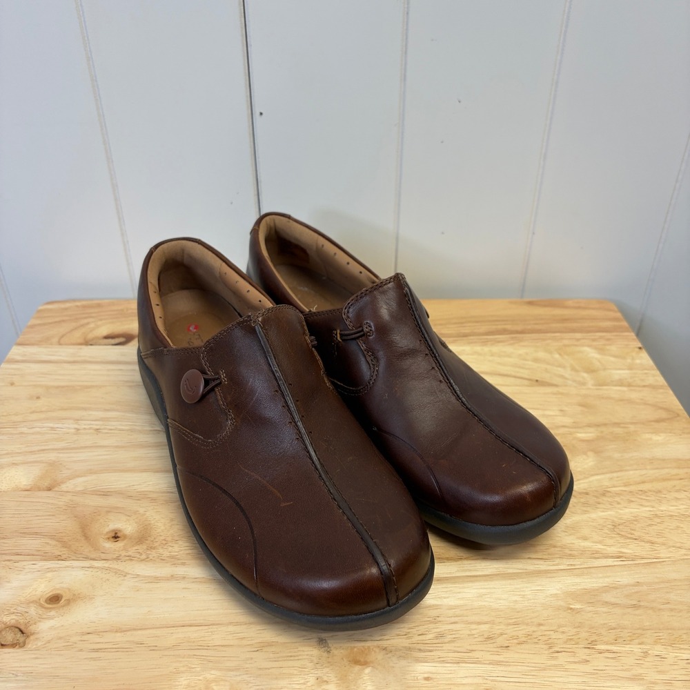 Clarks Un Loop Old Money Leather Slip On Loafer Shoes Women Size 10 Brown Comfy